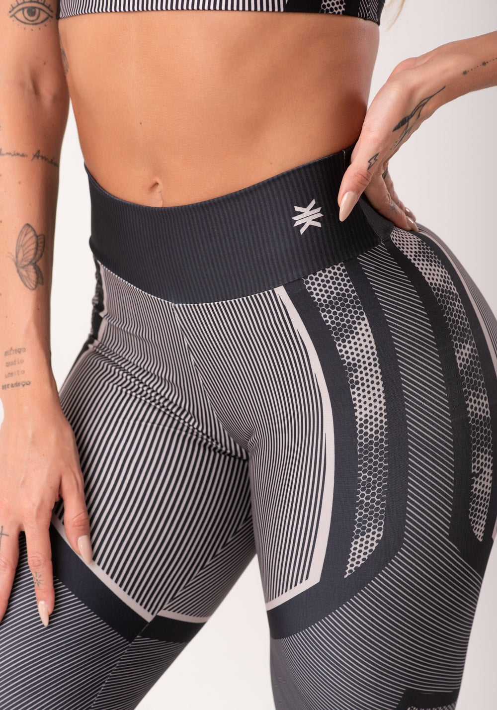 Legging fitness feminina estampada strong nude printed