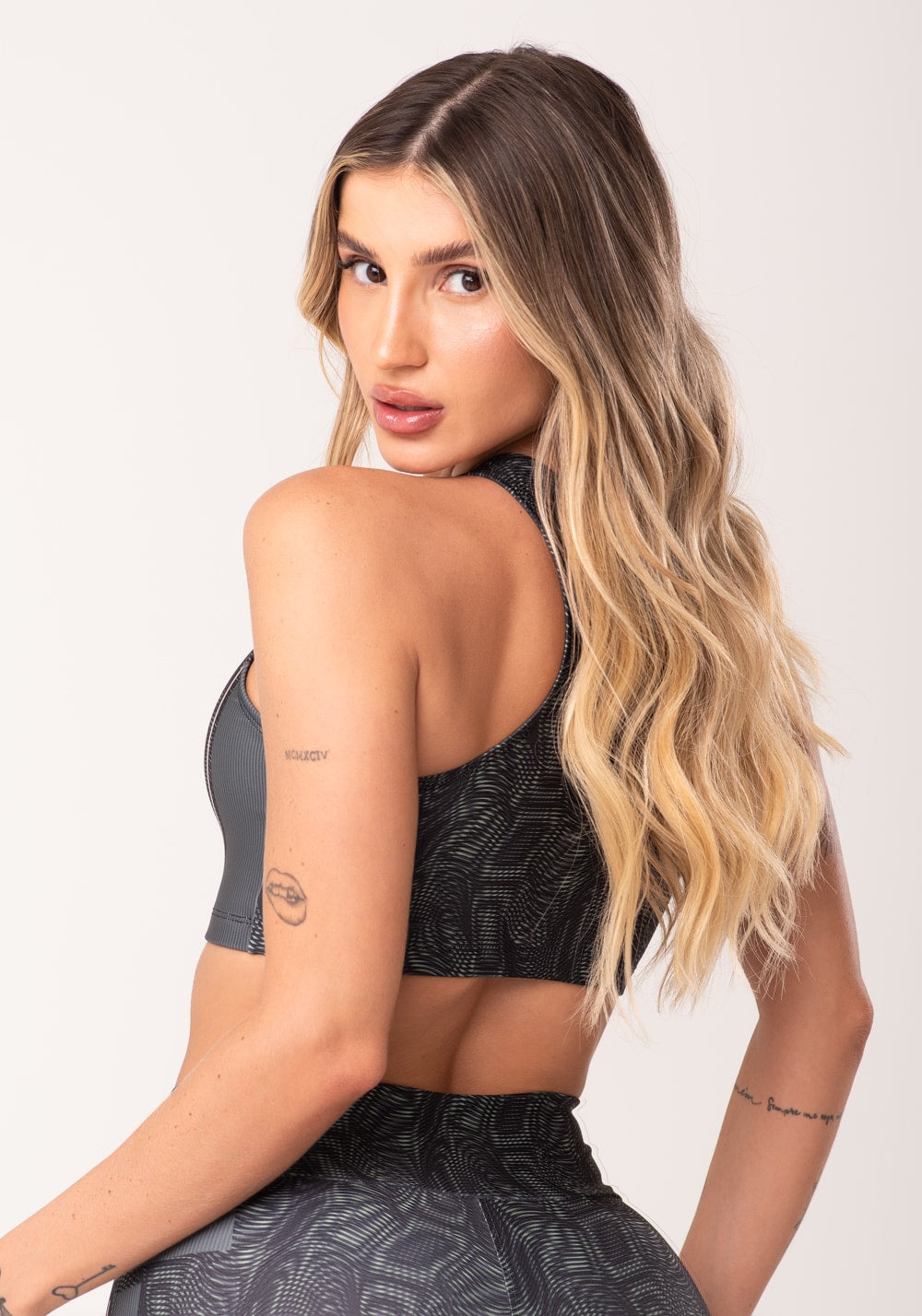 Top fitness feminino nadador estampado energy verde printed