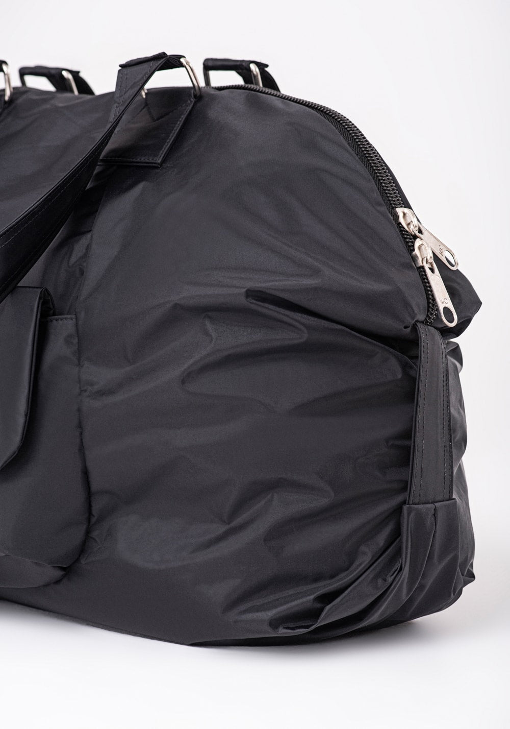 Bolsa de ombro preto com bolso externo