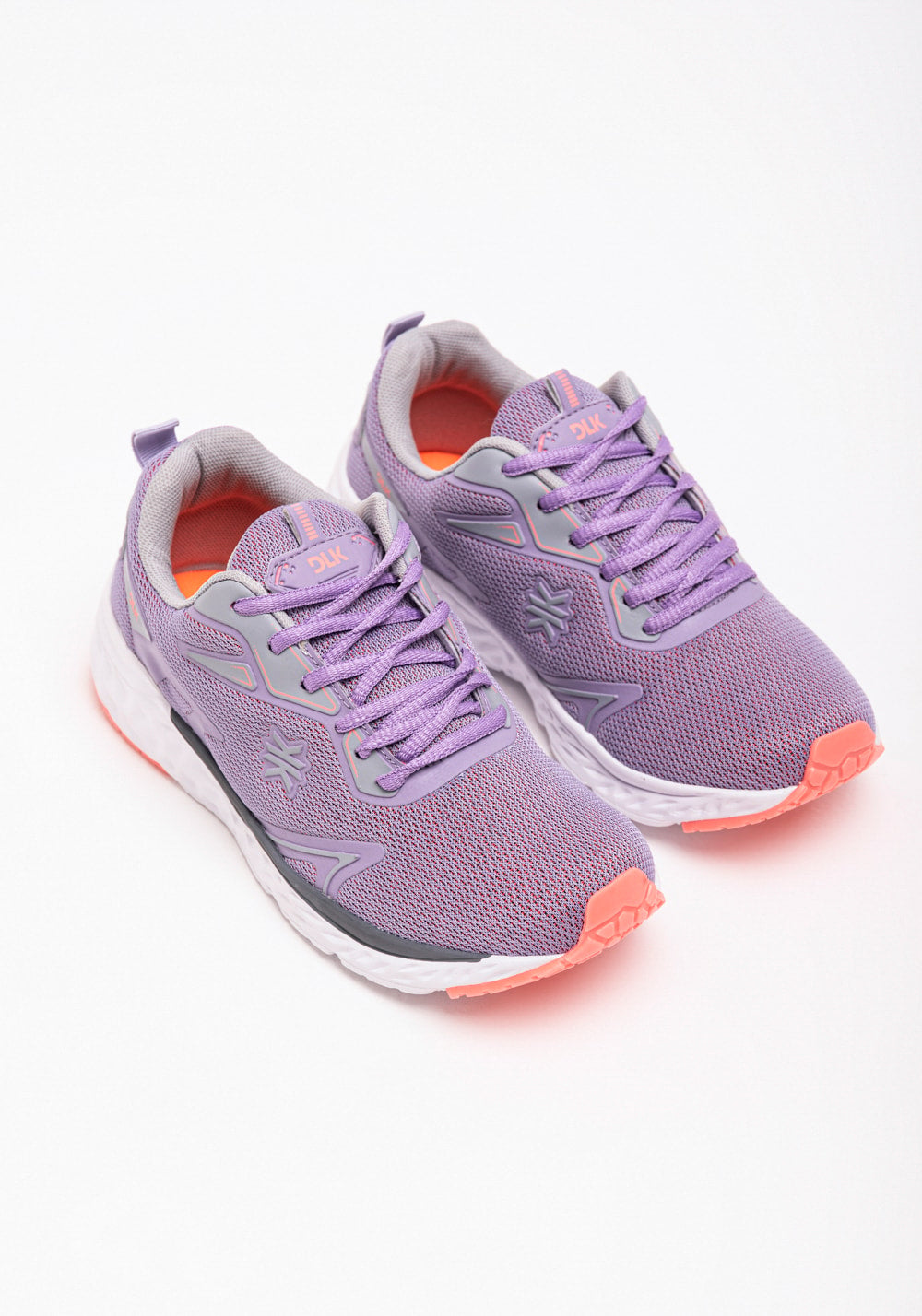 Tênis esportivo feminino lilás