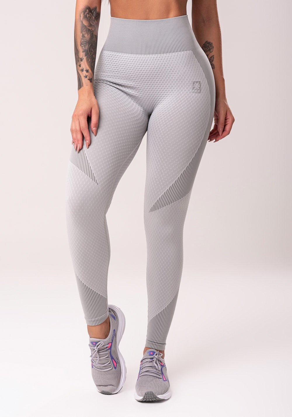 Legging fitness feminina cinza texturizada seamless