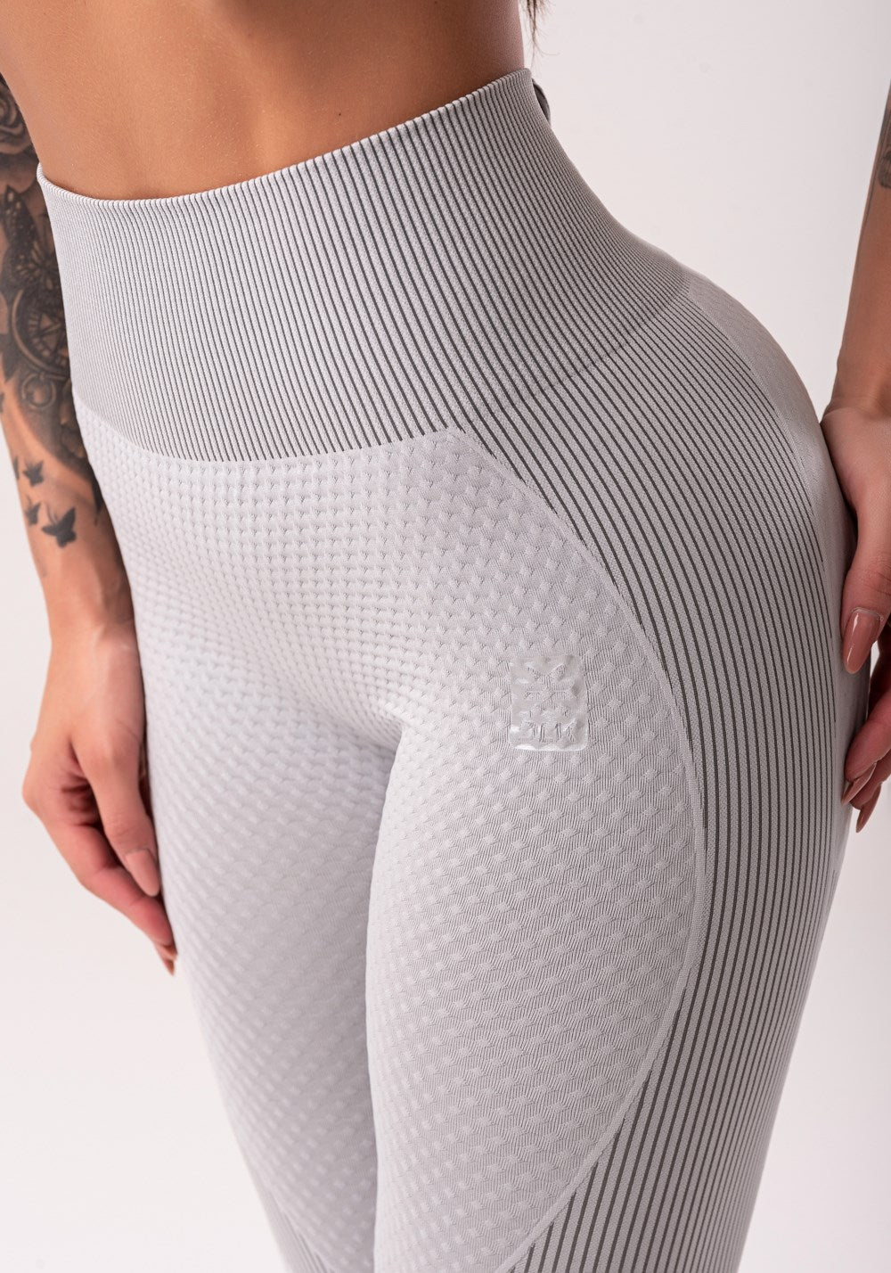 Legging fitness feminina cinza texturizada seamless