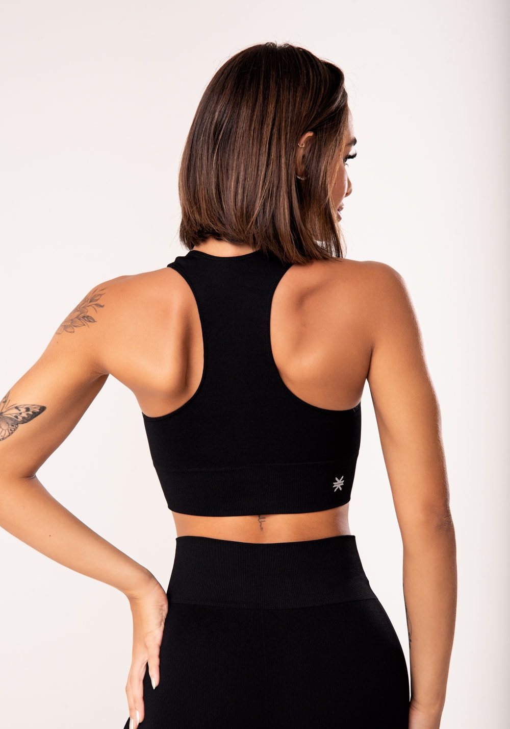 Top fitness feminino preto modelo nadador seamless