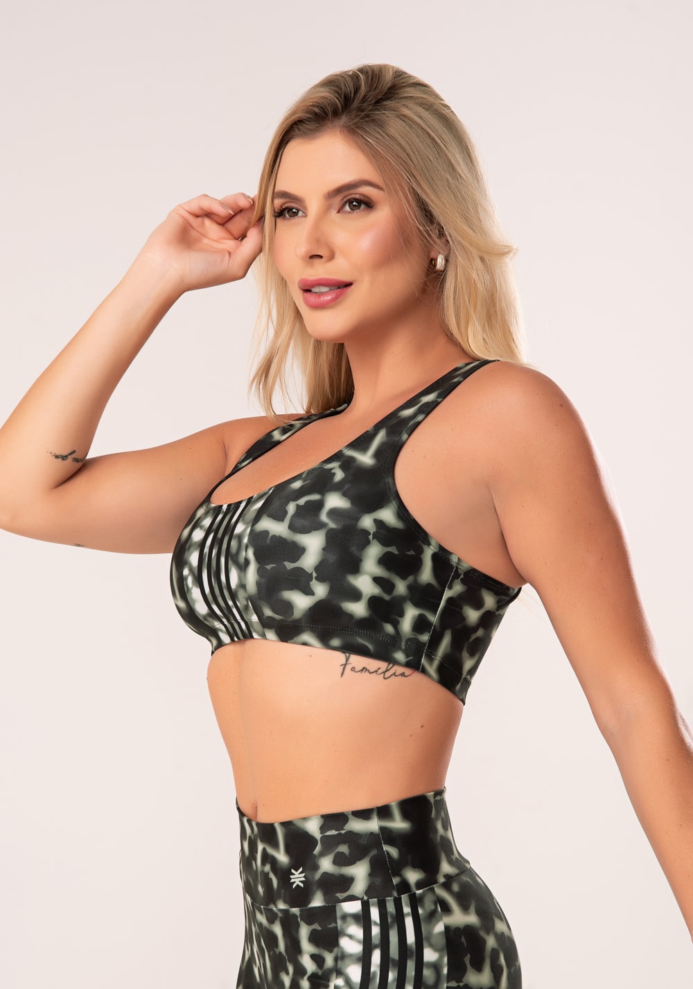 Top fitness feminino estampado casco de tartaruga verde printed