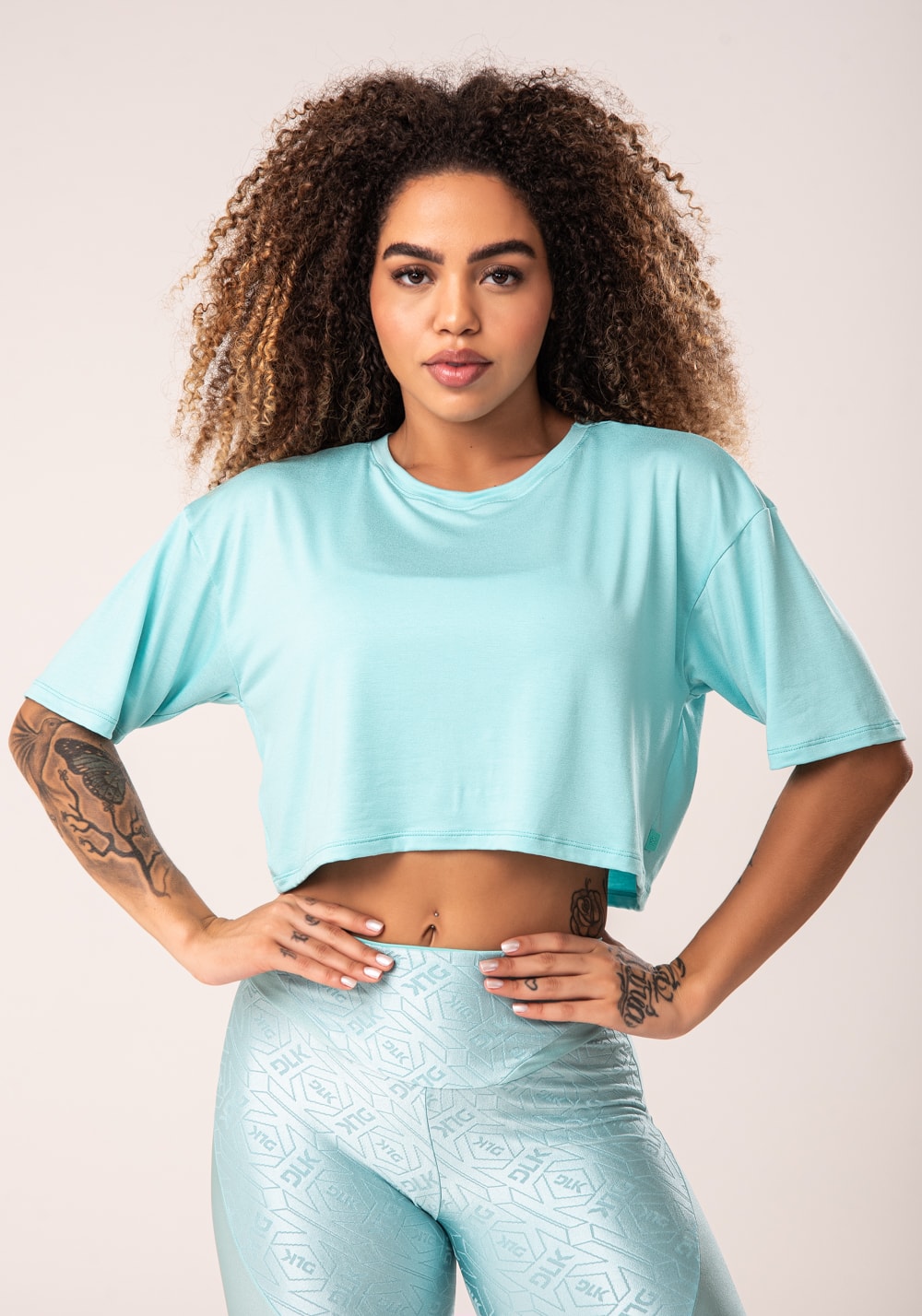 Cropped feminino verde manga curta flow