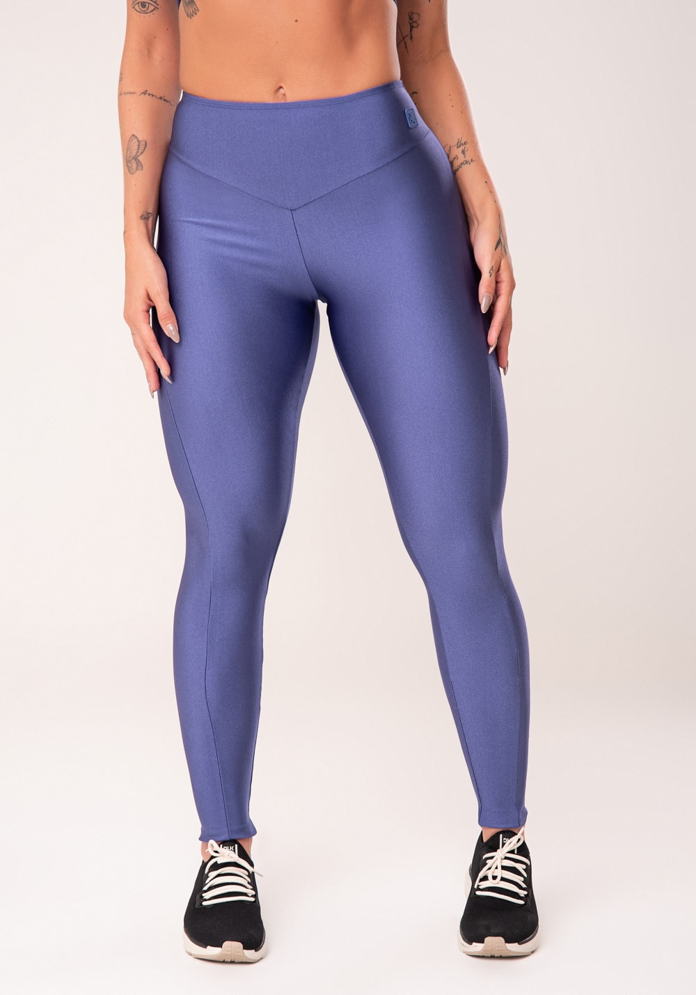 Legging fitness feminina azul com recorte em v flow