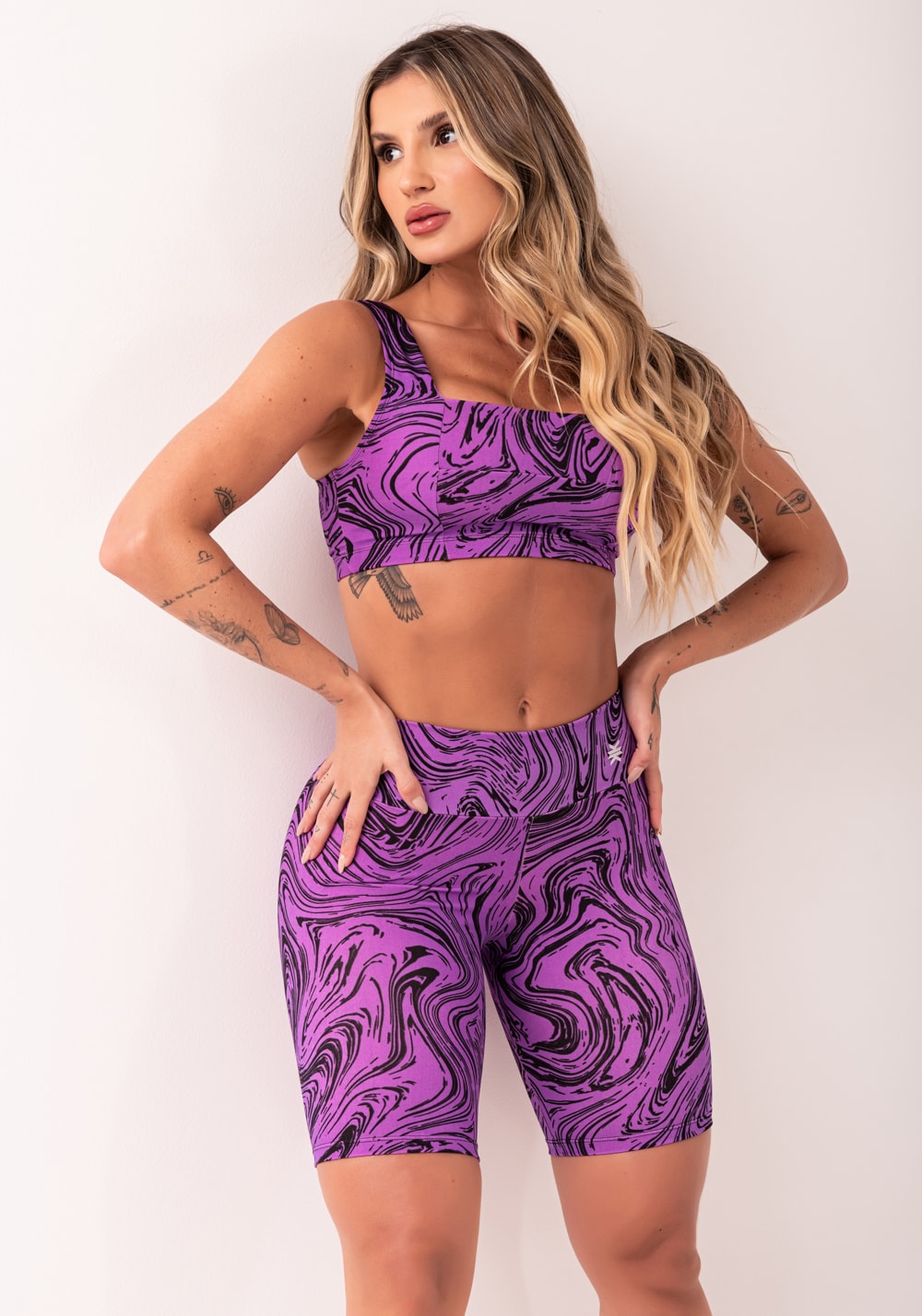 Bermuda fitness feminina rosa estampada abstract duo euphoria