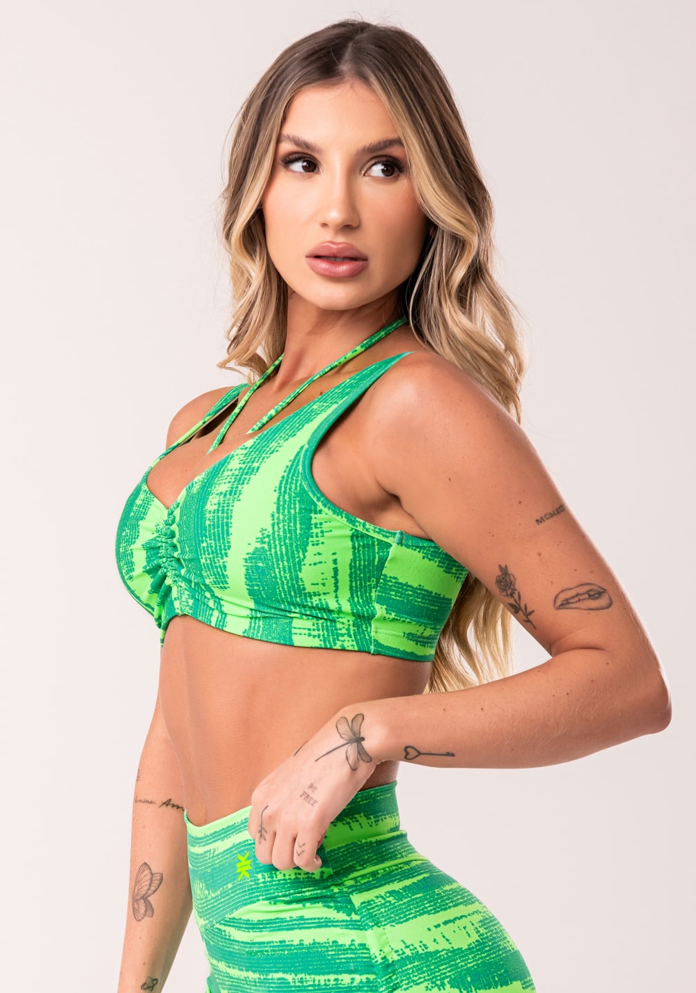 Top fitness feminino verde com franzido estampado disruption euphoria