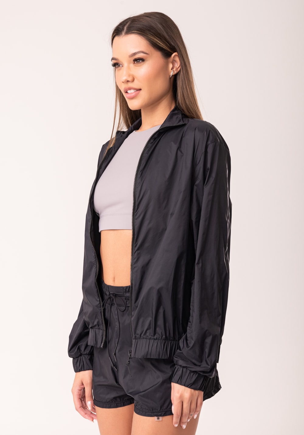 Casaco corta vento feminino preto oasis