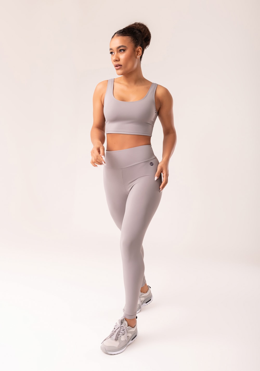 Legging fitness feminina cinza com cós largo oasis