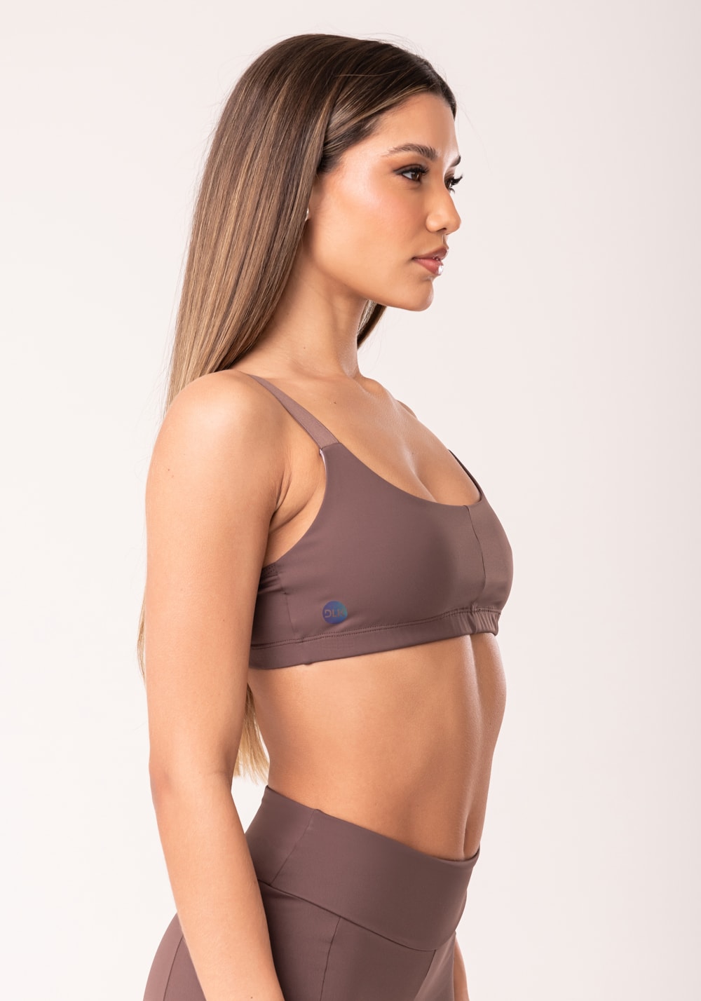 Top fitness feminino marrom com alças de elástico oasis