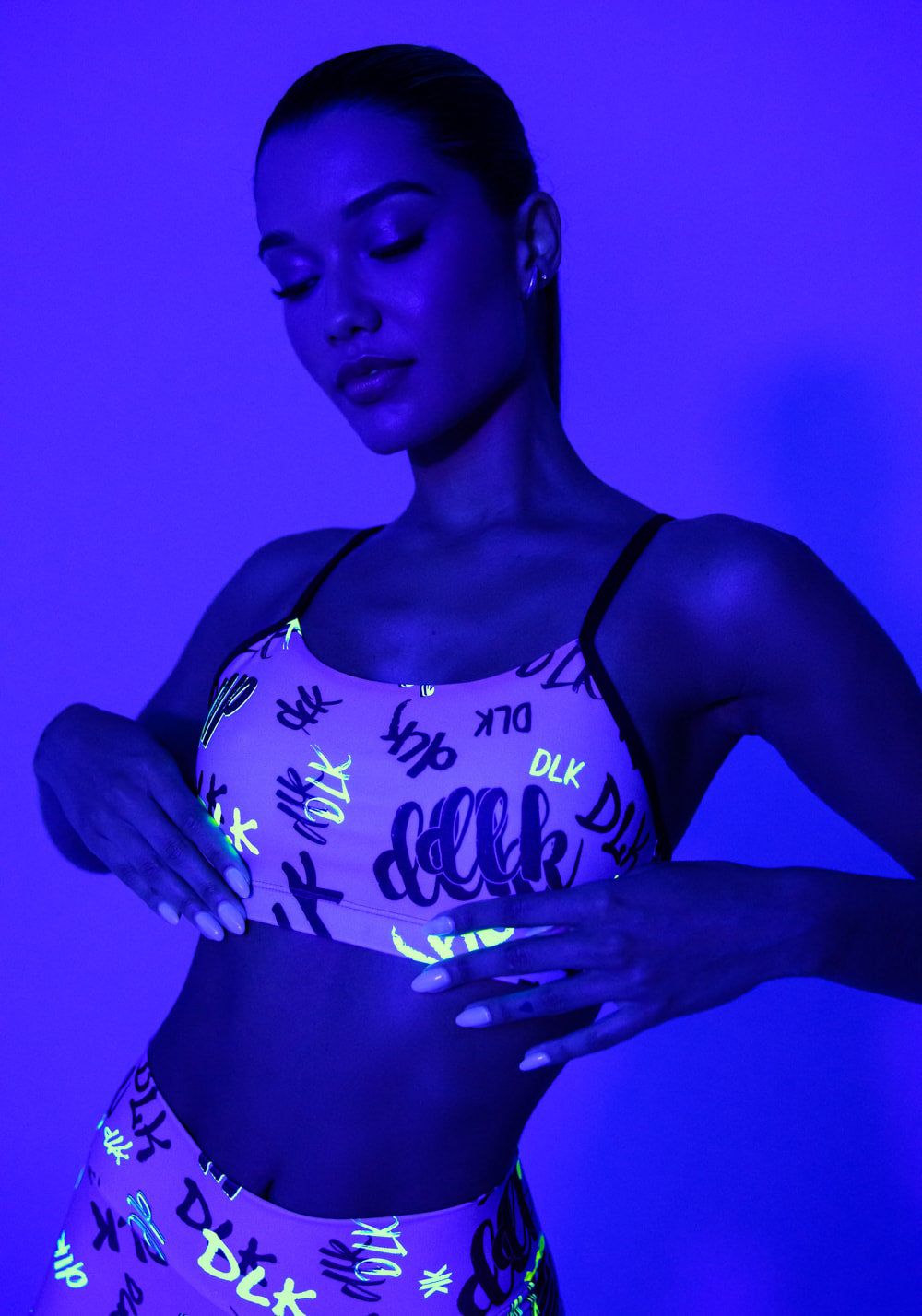 Top fitness feminino com bojo estampado neon infusion printed