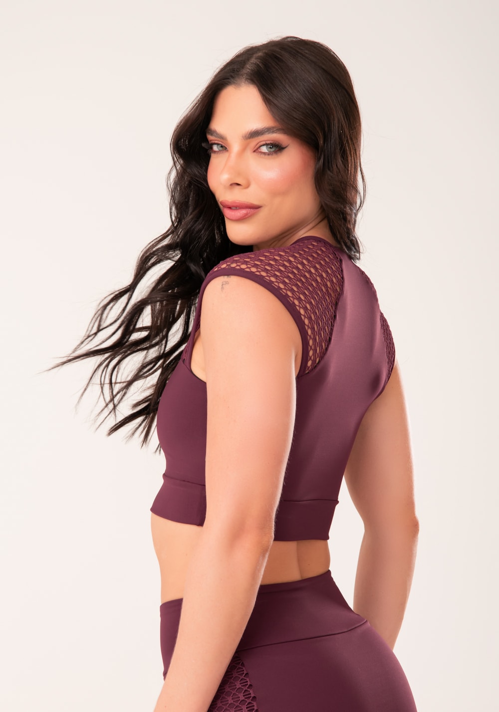 Cropped feminino vinho manga curta de tela harmony