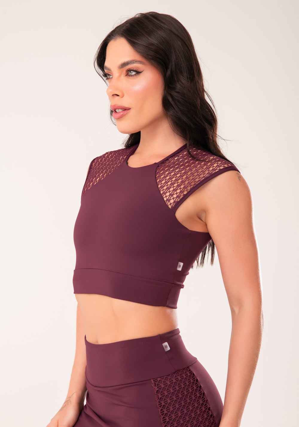 Cropped feminino vinho manga curta de tela harmony