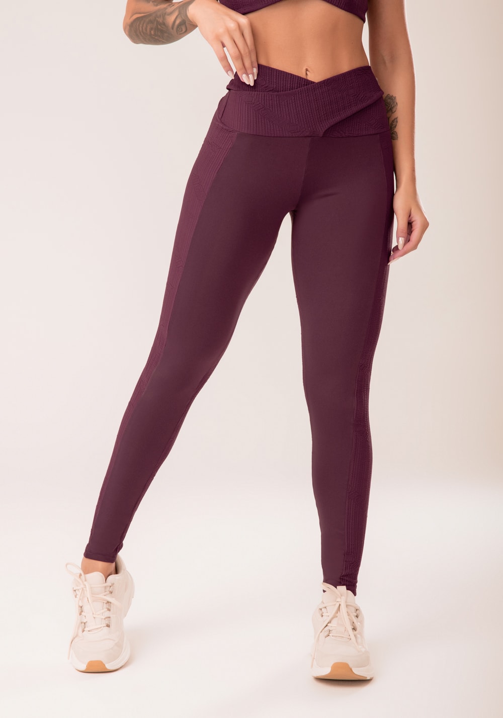 Legging fitness feminina vinho cós transpassado harmony