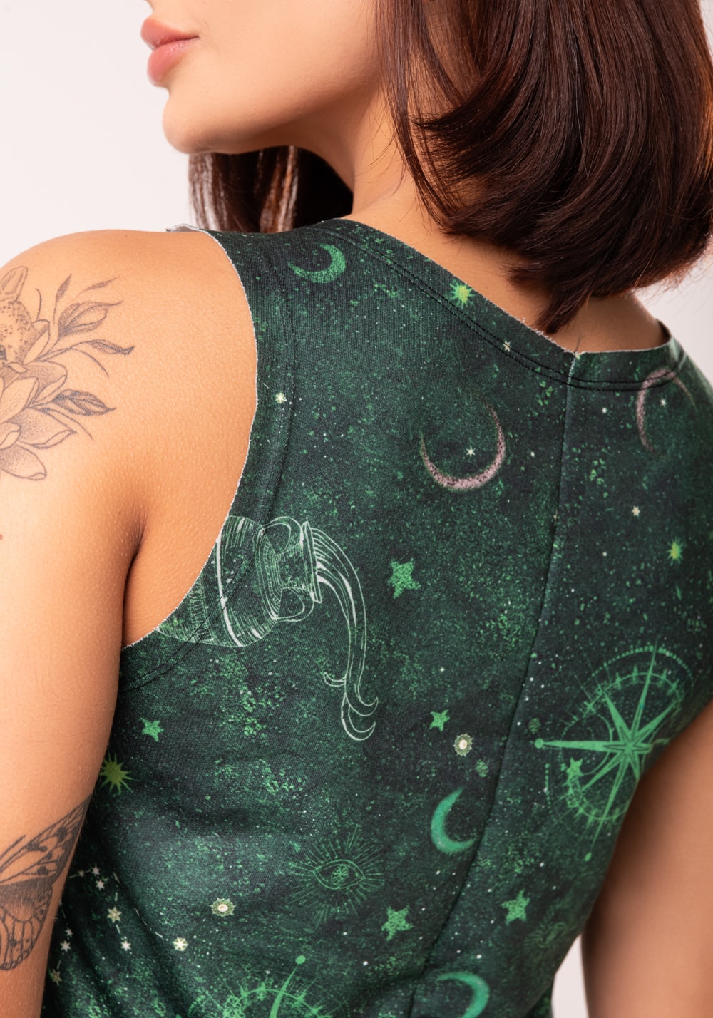 Cropped feminino moletinho estampado signo aquário