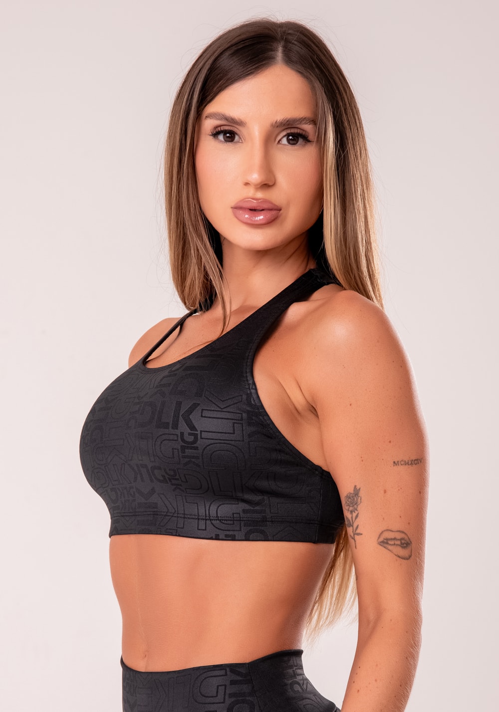 Top fitness feminino nadador preto logomania reflections
