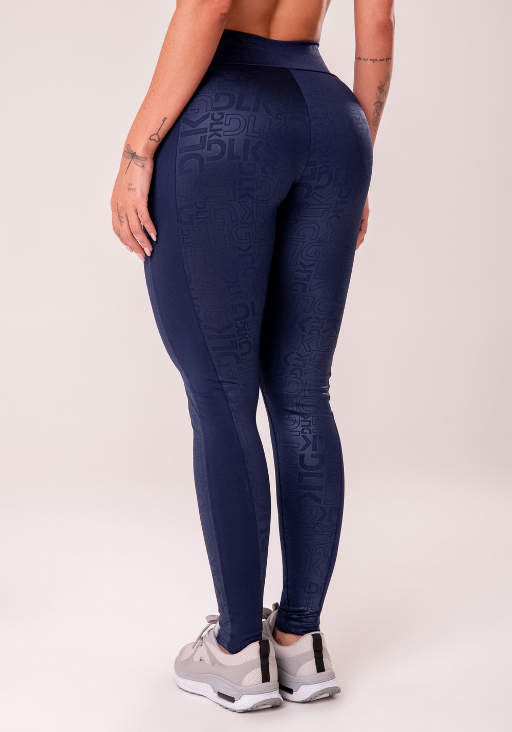 Legging fitness feminina azul marinho com recortes logomania reflections