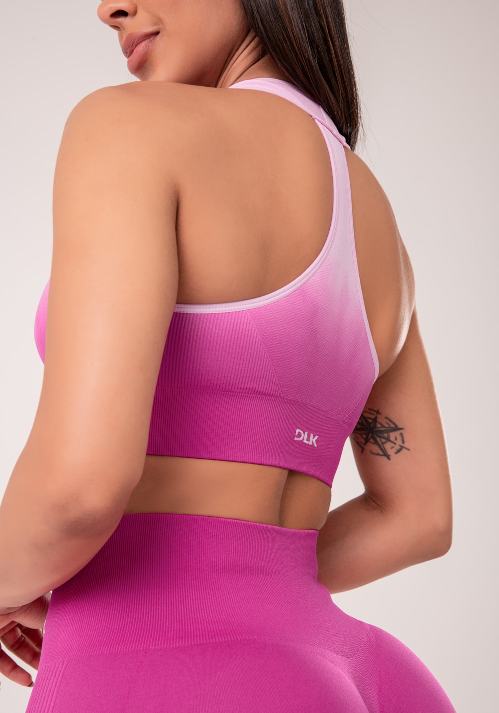 Top fitness feminino nadador fúcsia degradê com bojo seamless+