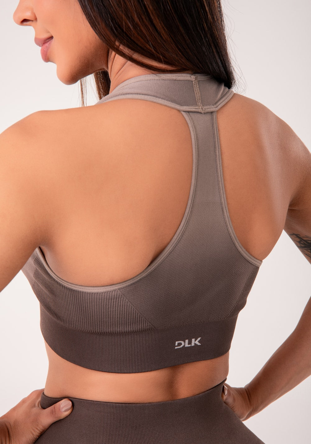 Top fitness feminino nadador marrom degradê com bojo seamless+