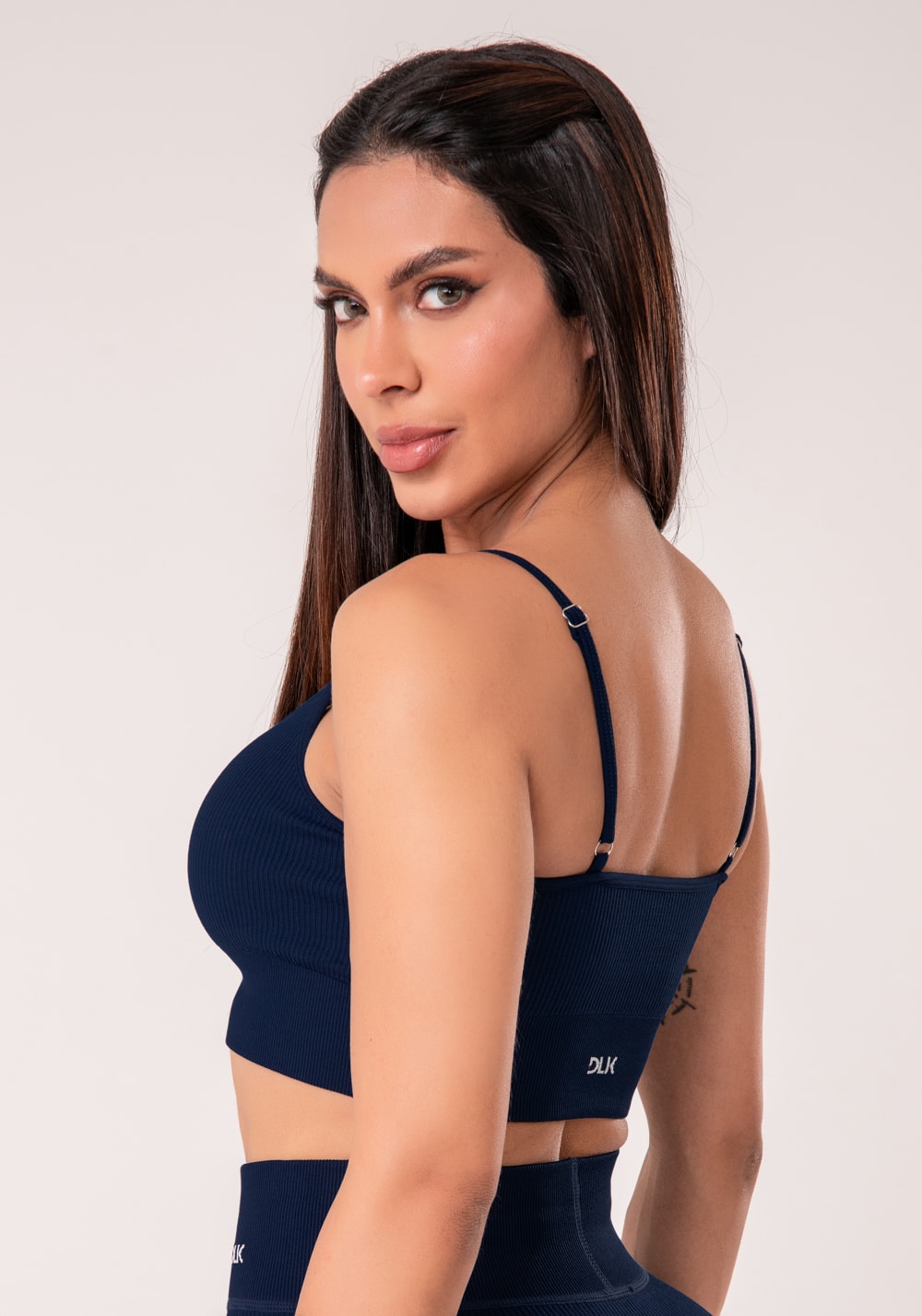 Top fitness feminino azul marinho canelado com bojo e alças reguláveis seamless+