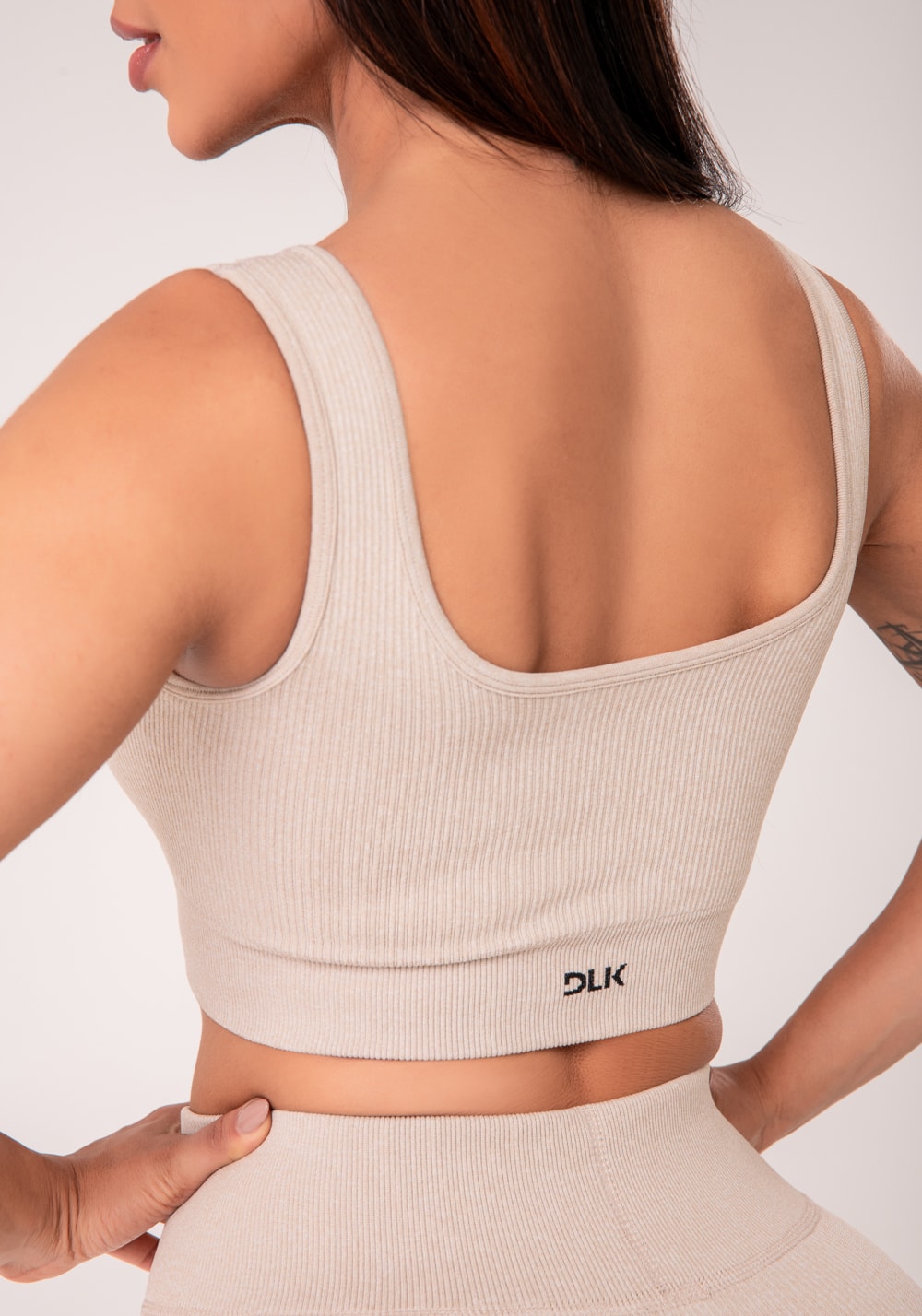 Top fitness feminino areia canelado com bojo seamless+