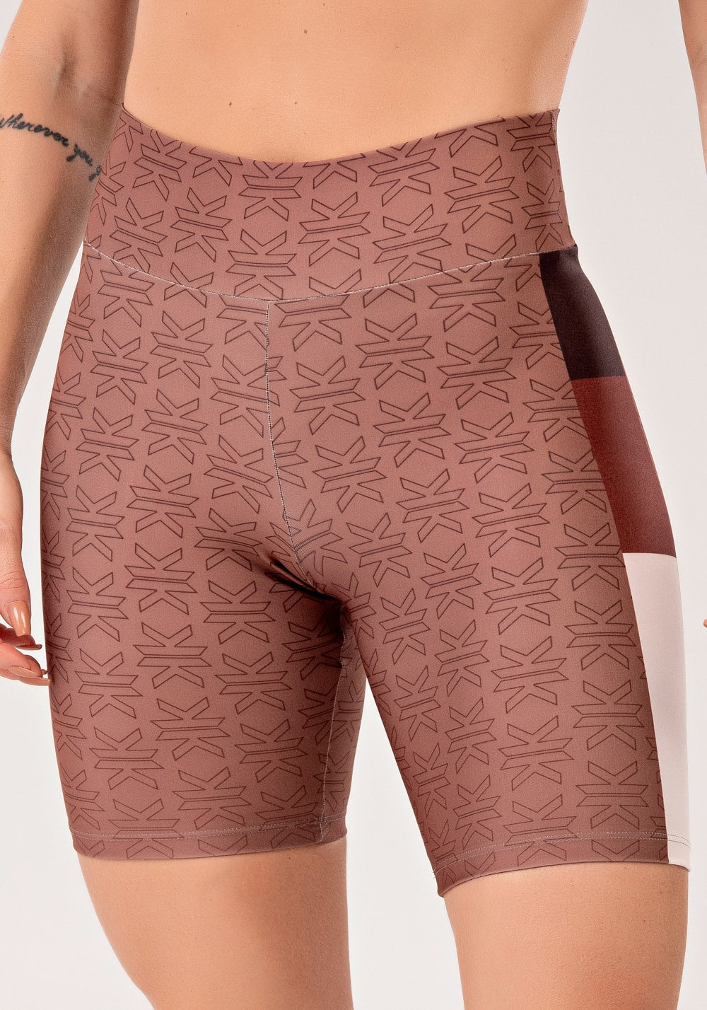 Bermuda fitness feminina estampada motivation marrom printed mousse