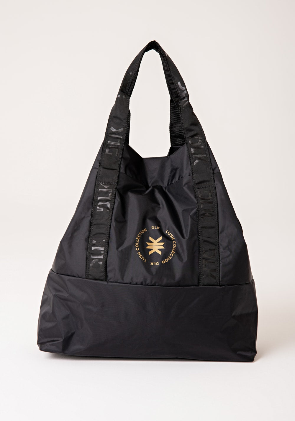 Bolsa sacola feminina preto com dourado