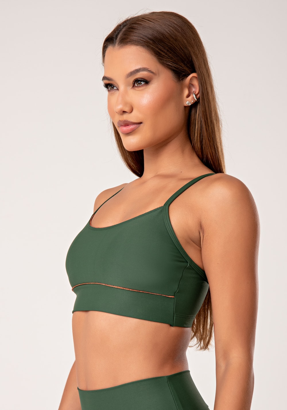 Top fitness feminino verde com bojo e detalhe em lurex lush