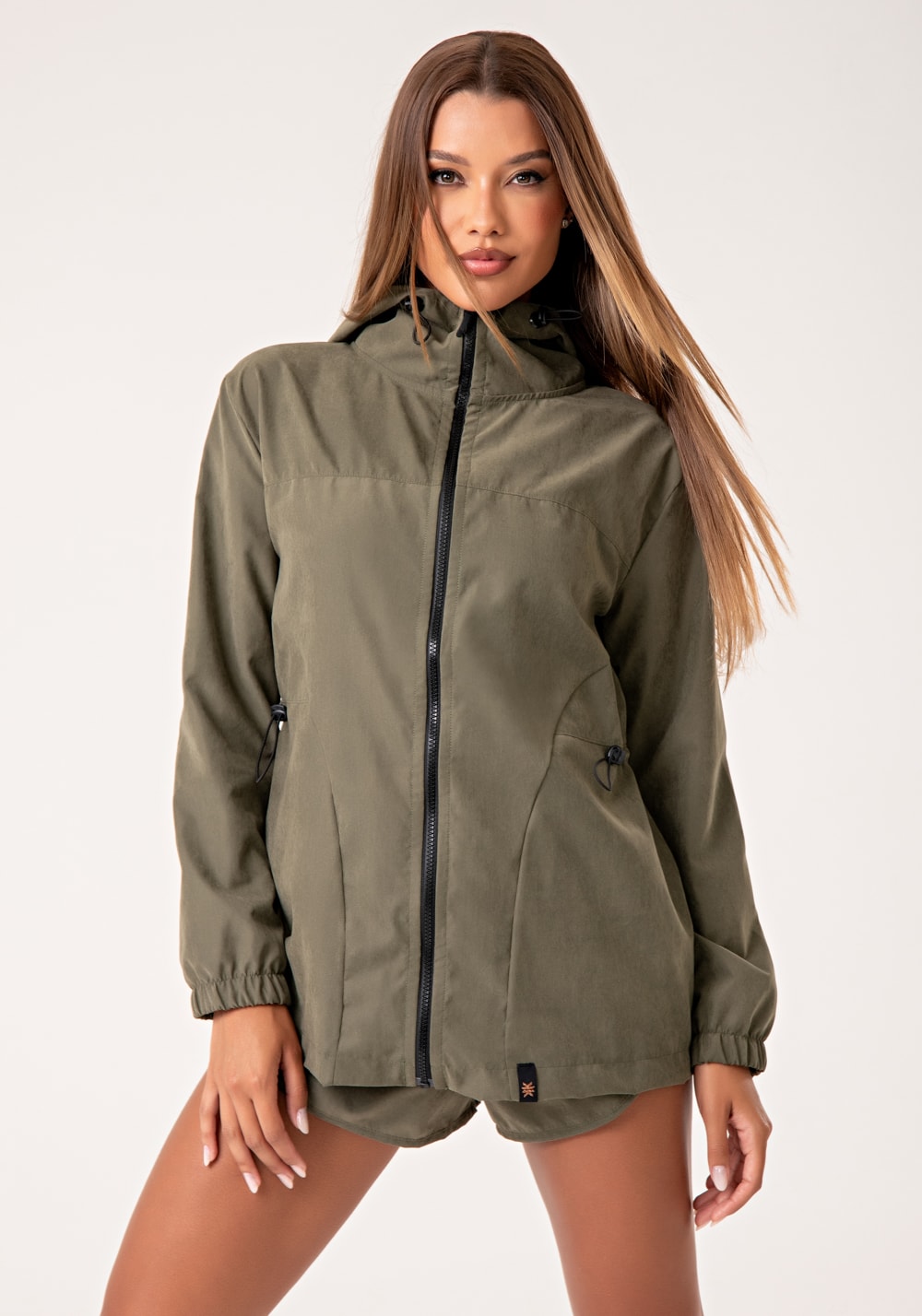 Parka feminina verde com capuz lush