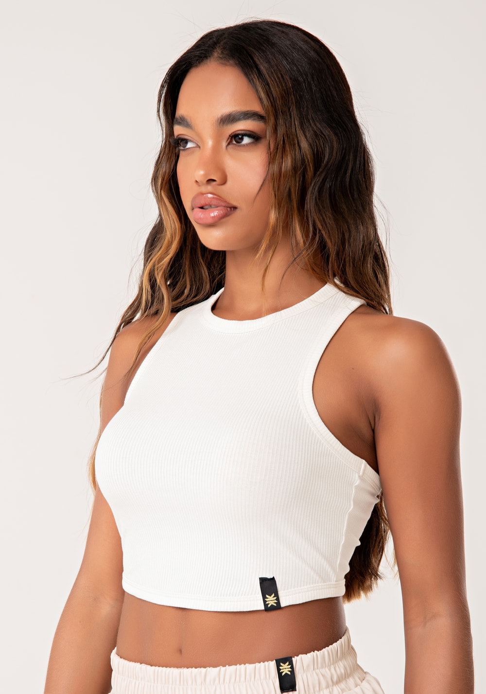 Cropped regata feminino off white canelado lush