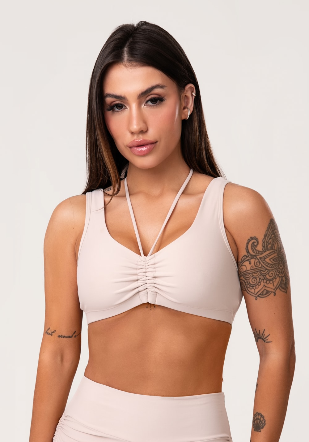 Top fitness feminino nude com franzido e amarração aura