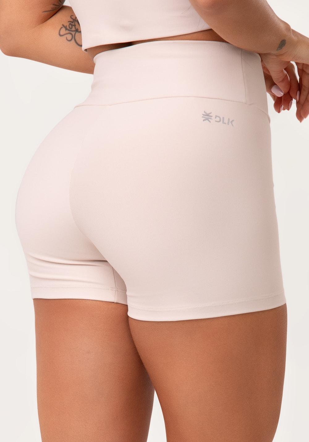 Short fitness feminino nude aura