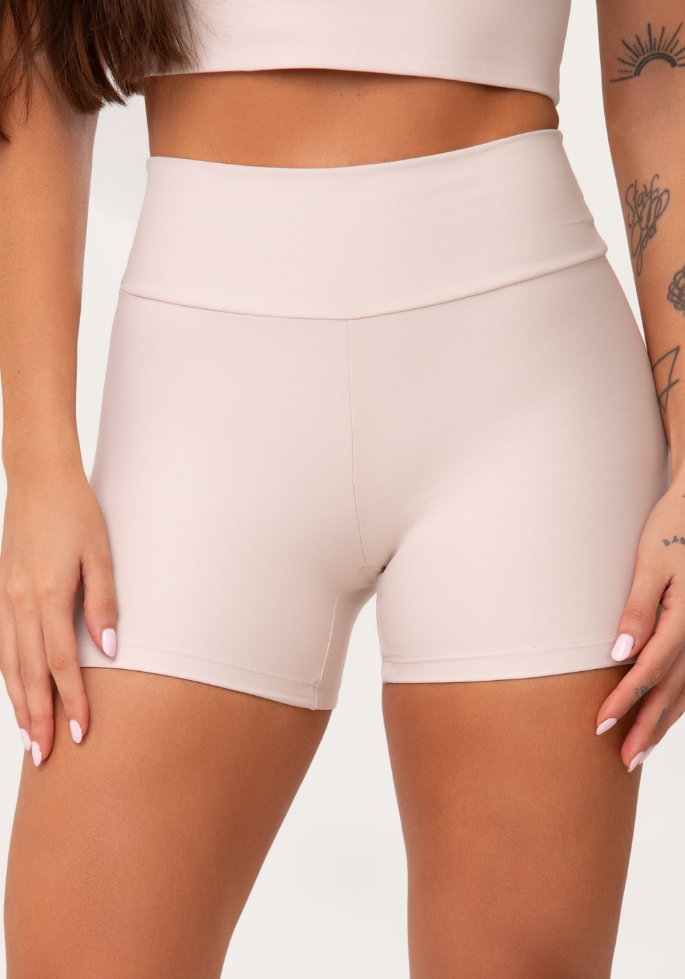 Short fitness feminino nude aura