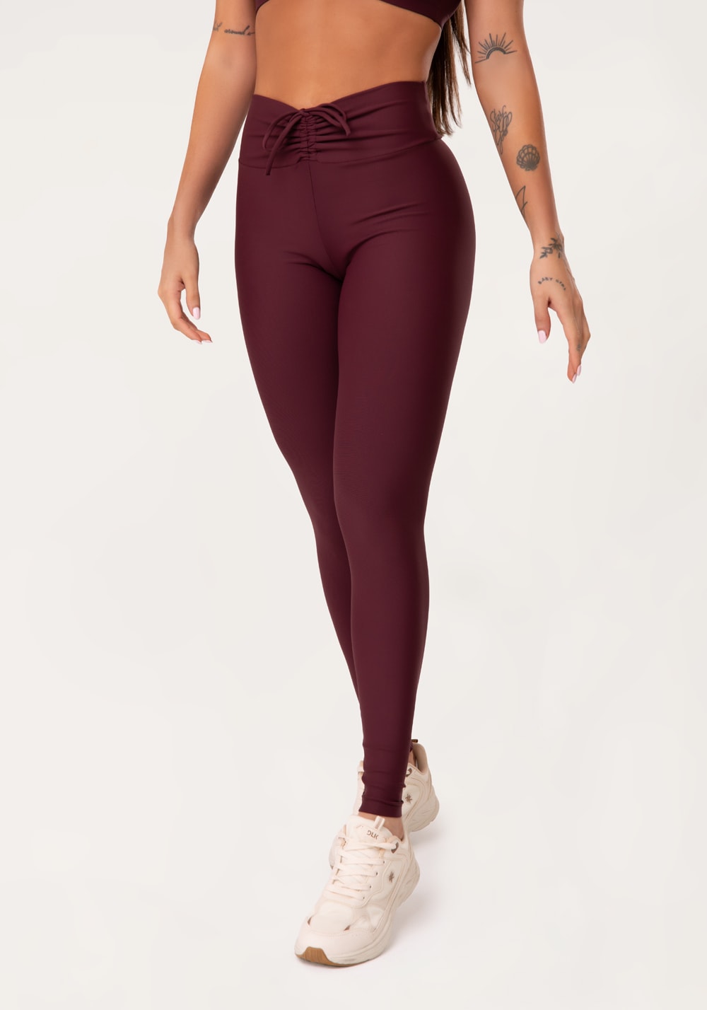 Legging fitness feminina vinho com franzido e amarração aura