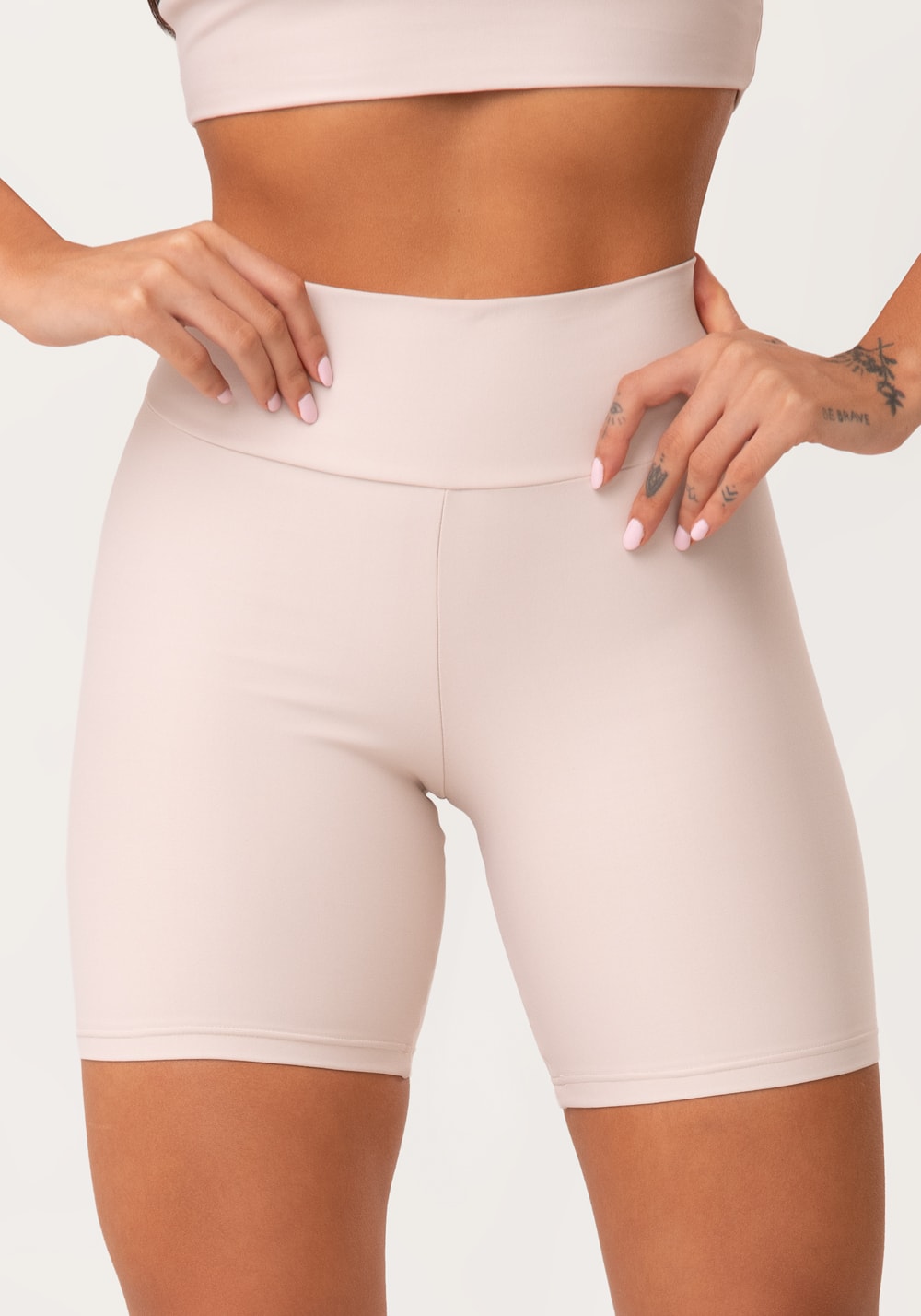Bermuda fitness feminina nude aura