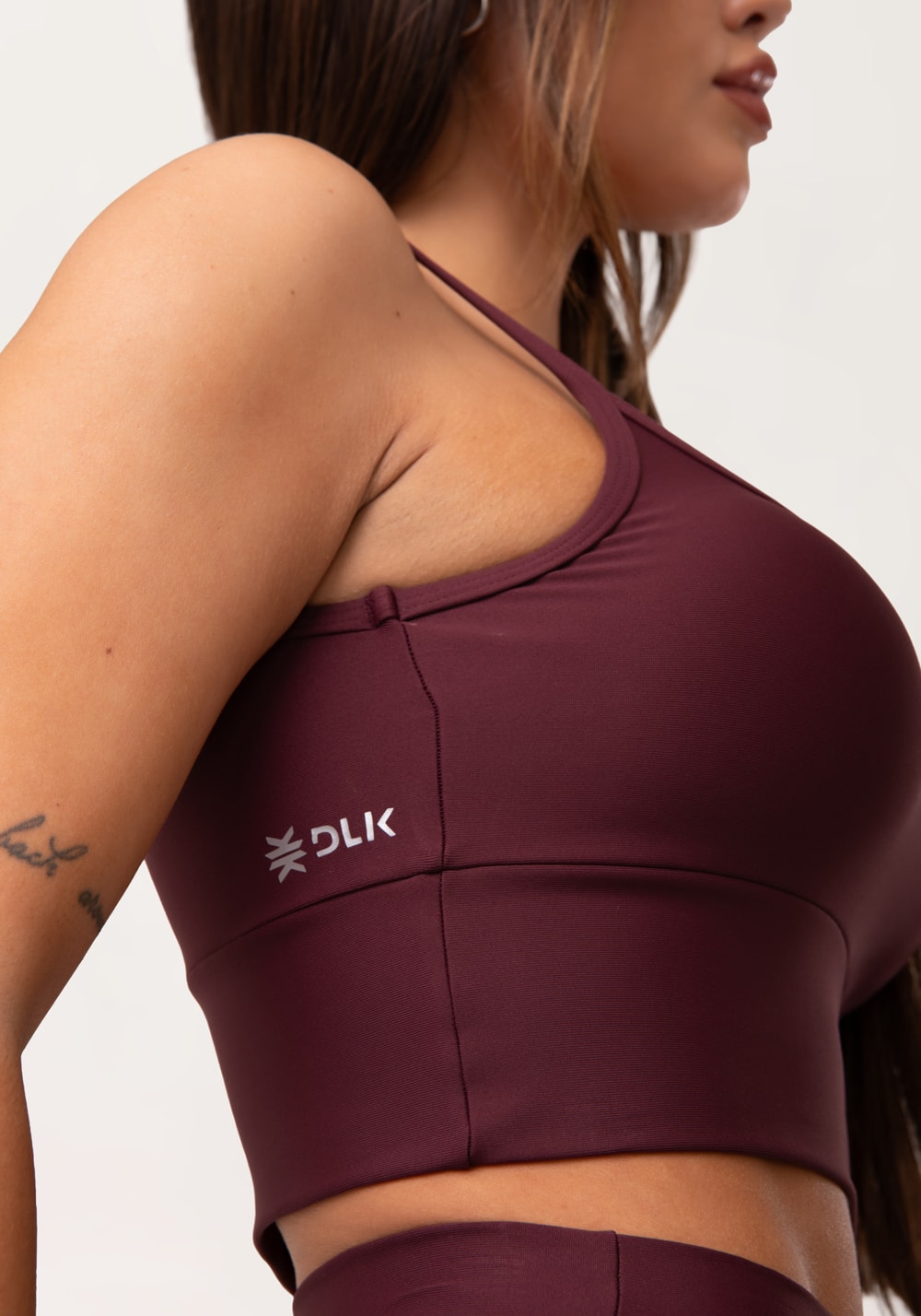 Top fitness feminino vinho com bojo aura