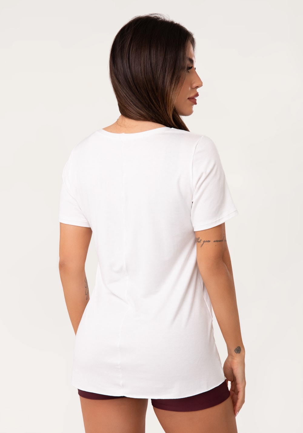 Blusa t-shirt fitness feminina off white aura