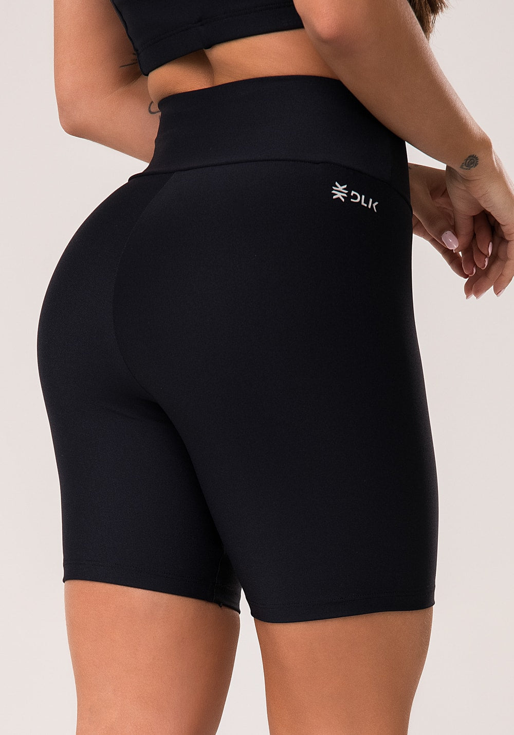 Bermuda fitness feminina preto aura
