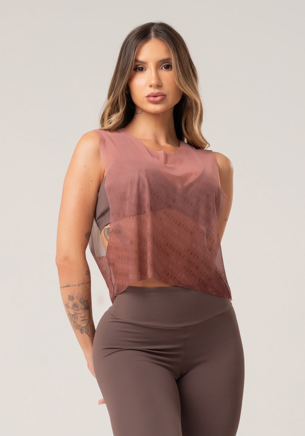 Cropped feminino de tule estampado authentic marrom printed