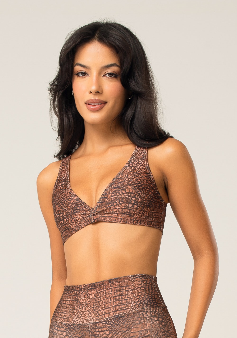 Top fitness feminino decote v transpassado estampado croco animal printed