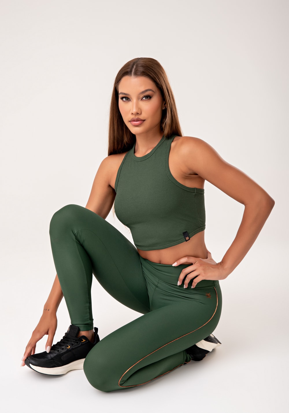 Cropped regata feminino verde canelado lush